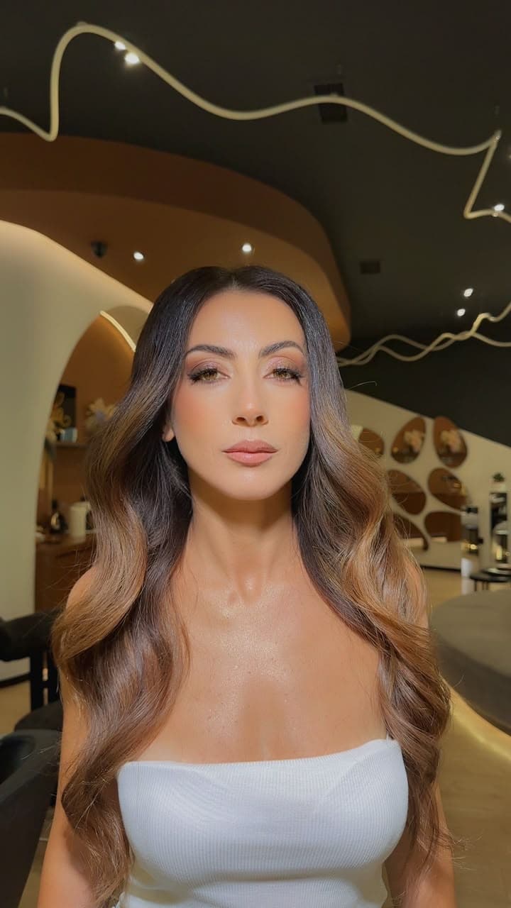 Balayage karamel me onde të gjata