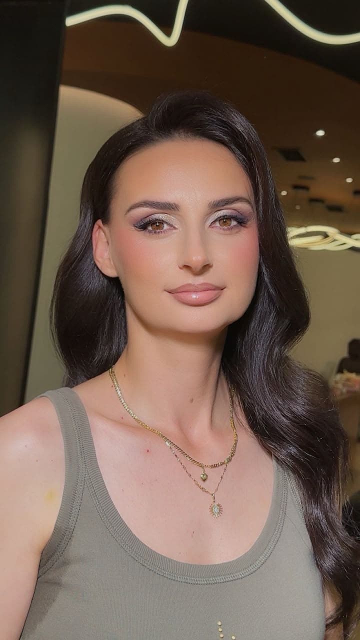 Make-up glam, sy të theksuar